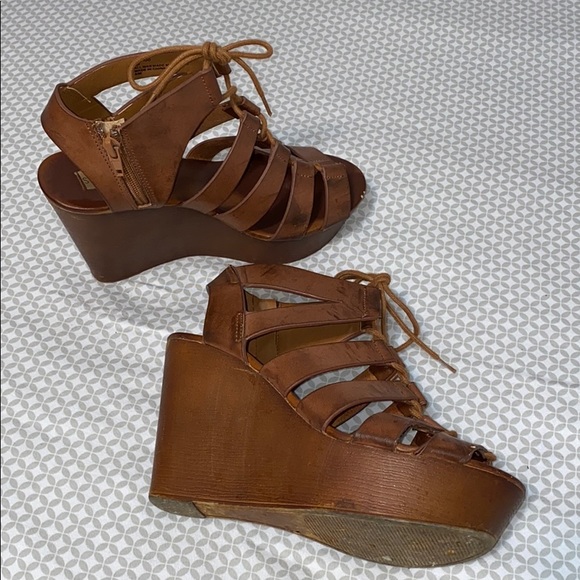 Steve Madden Shoes - Wedges
